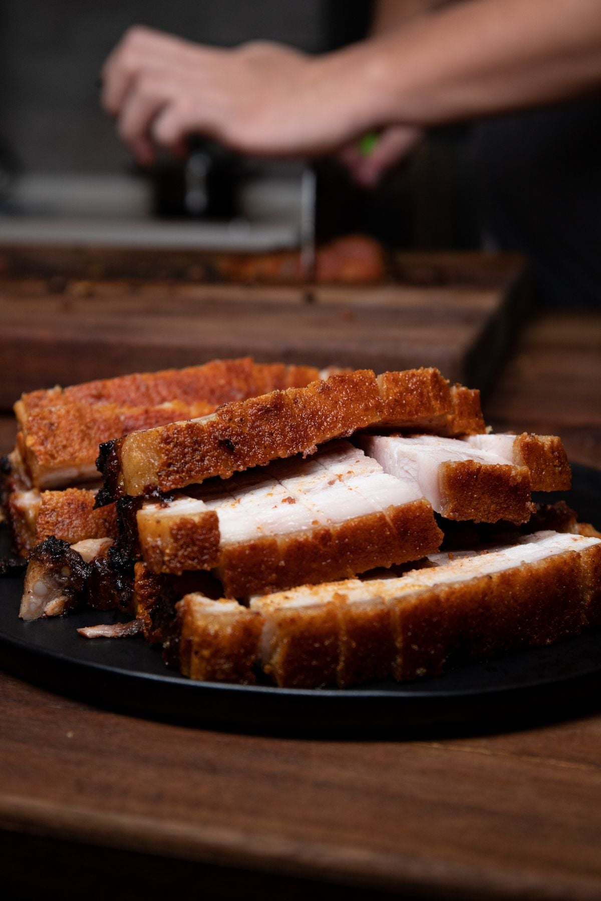 Panceta de cerdo crujiente al horno con la piel dorada – La Carnicerie