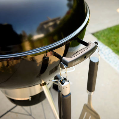 Weber Master-Touch 22" vista lateral negro — La Carnicerie